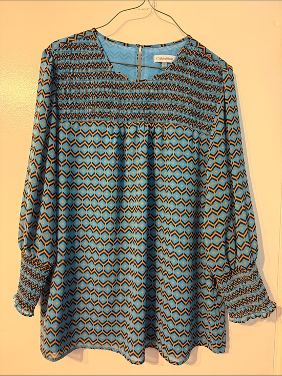 Calvin Klein Tops - Calvin Klein Teal and Black Geometric Smocked Blouse size XL
